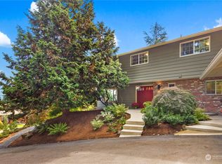 18319 57th Ave NE, Kenmore, WA 98028