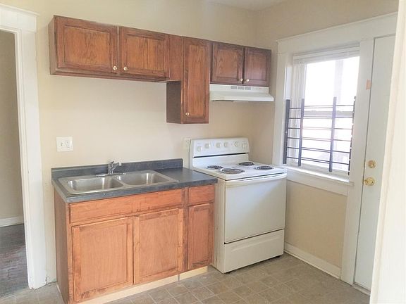 5th image of 2718B E 26th St #2718-B