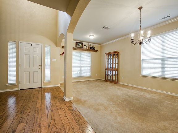 3rd image of 8304 Riverwalk Trl