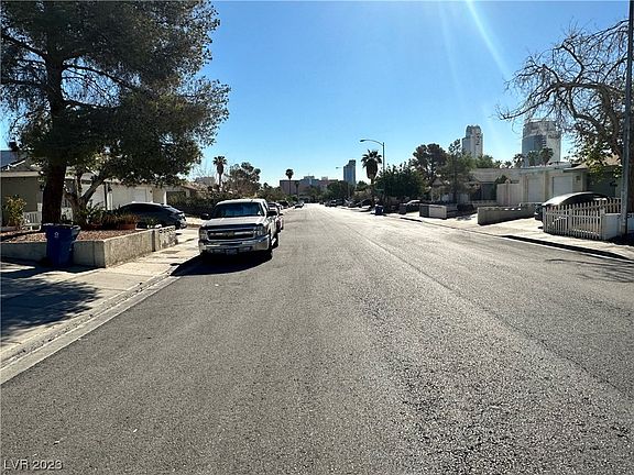 3rd image of 4536 Via San Marco