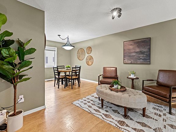 4th image of 6491 Regency Ln
