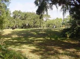 121 Rosewood Dr, Palm Harbor, FL 34685