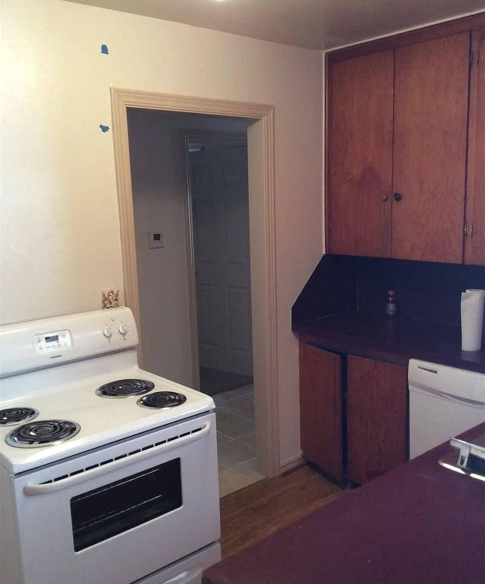 3 bed, 2.0 bath, 1437 sqft, $1,200 — Photo 2