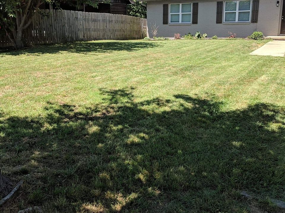 1st image of 300 Skyline Dr