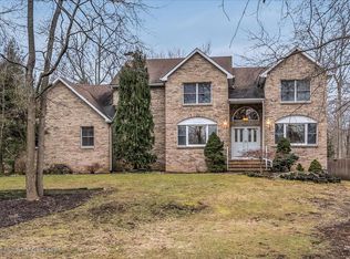 74 Sandpiper Dr, Manalapan, NJ 07726