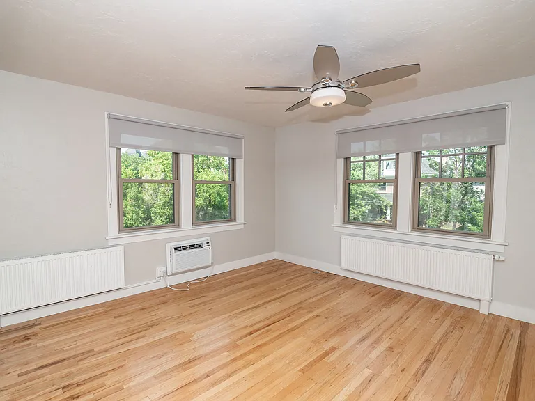 777 N Corona St — Photo 35