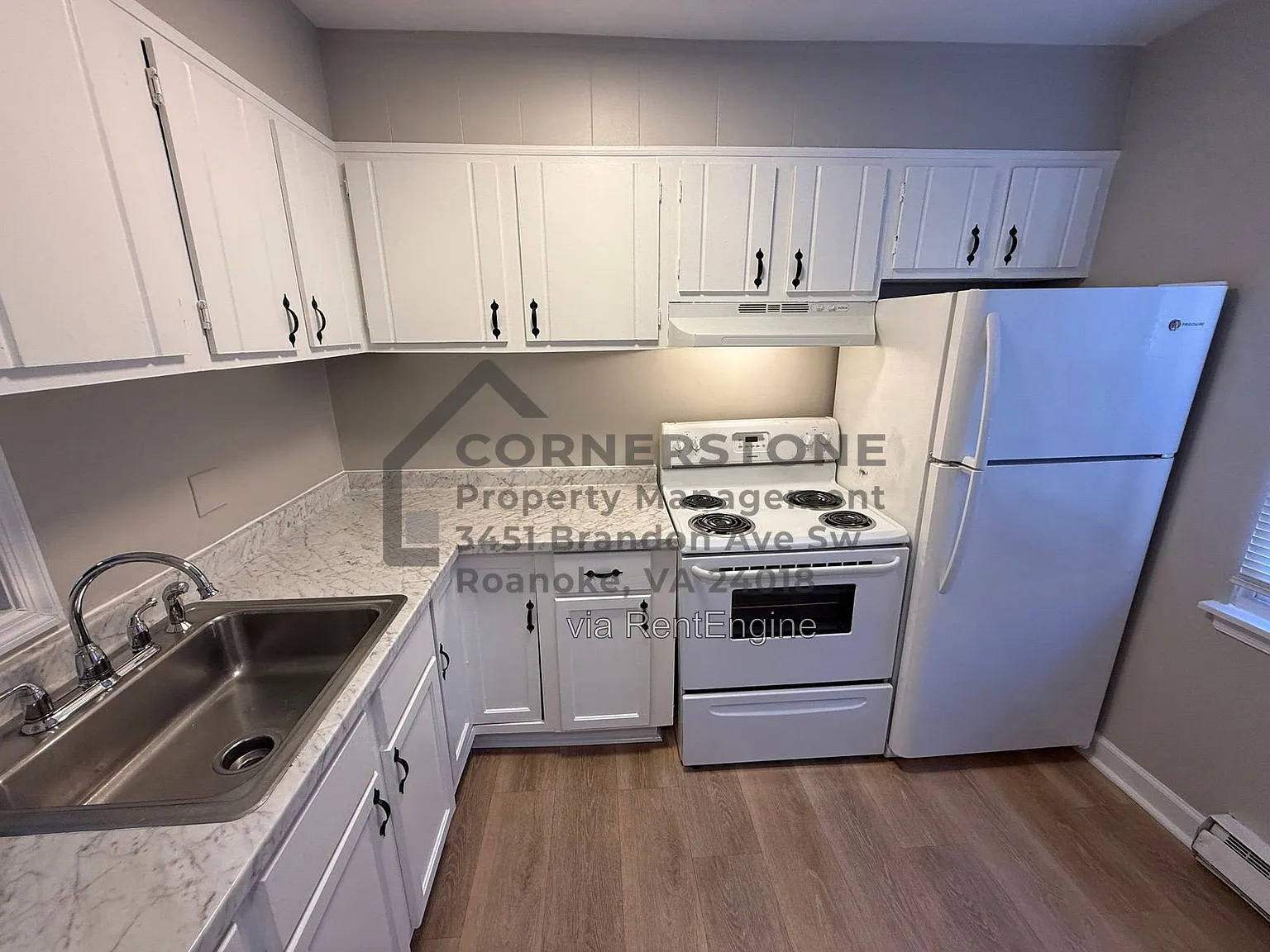 2 bed, 1.0 bath, 815 sqft, $1,100 — Photo 2
