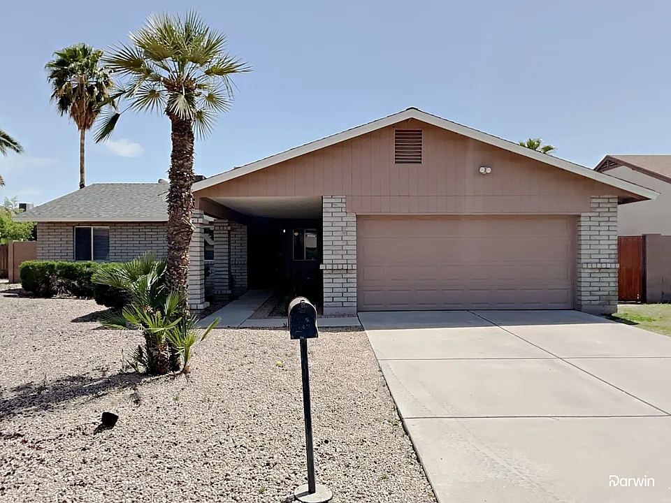 521 E Rosemonte Dr