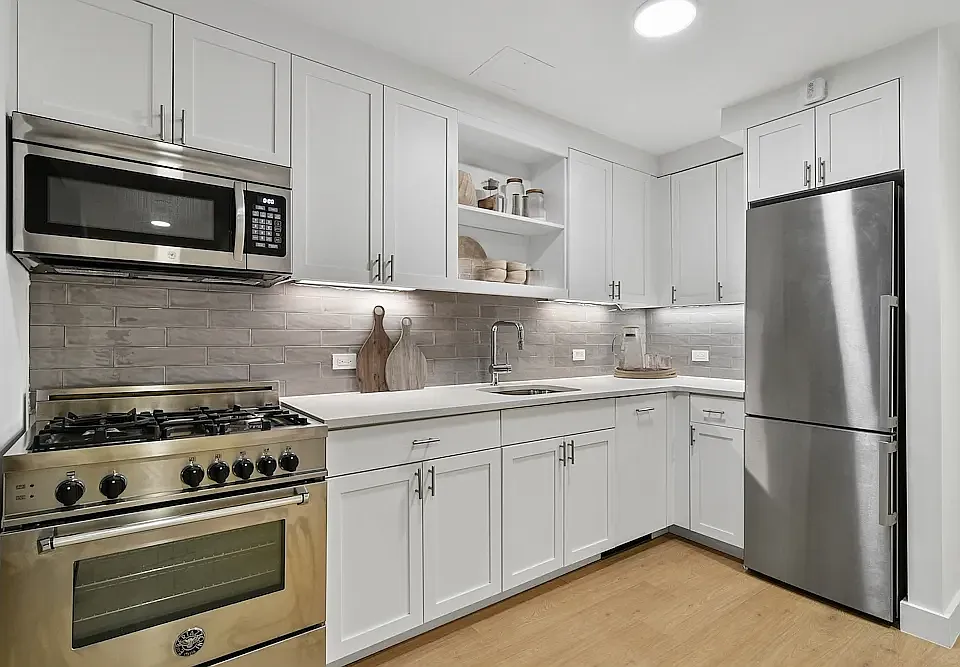 145 Clinton St #16A