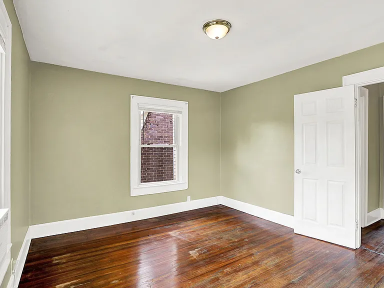 626 N Riley Ave — Photo 22