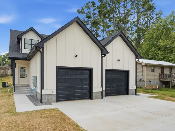 711 Demoss St #A, Gallatin, TN 37066