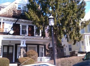 7 Halcyon Pl, Yonkers, NY 10701