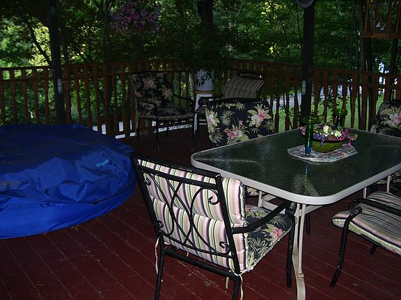 Covered 3 Season Deck