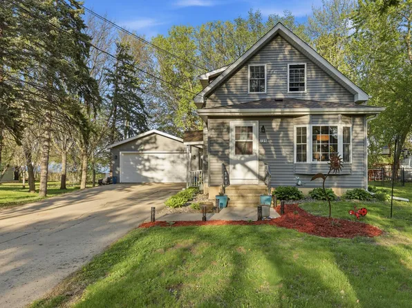 135 Pleasant Ave NE, Cokato, MN 55321