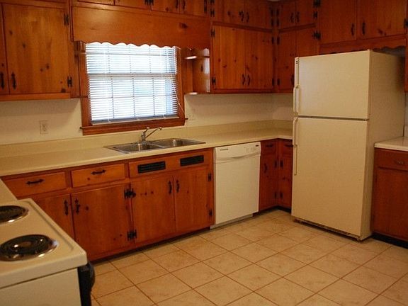 kitchen with ceramic tile floor