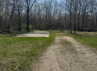 4903 Airstrip Dr, Barryton, MI 49305