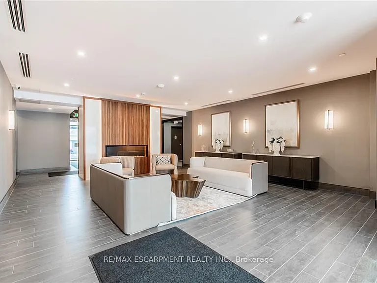 470 Dundas St E #710 — Photo 3