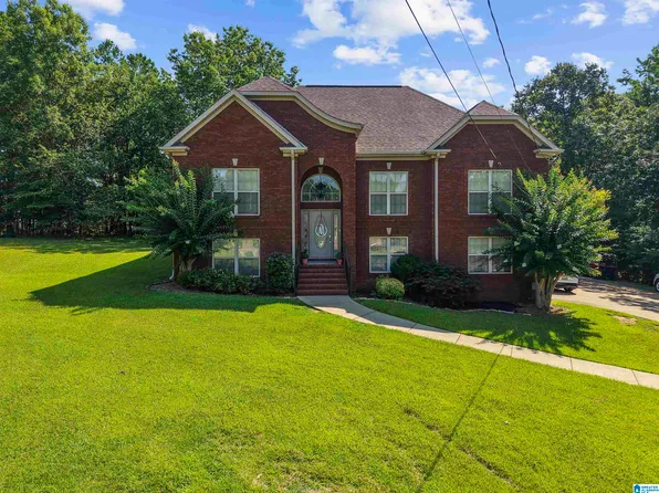 7304 Tanna Faye Cir, Bessemer, AL 35022