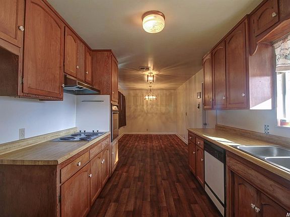 3rd image of 1227 Westland Dr