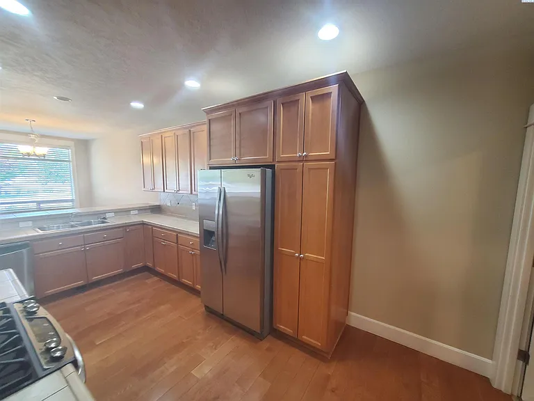 495 Columbia Point Dr — Photo 9