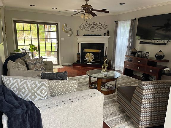 4th image of 14071 Hatton Cross Dr