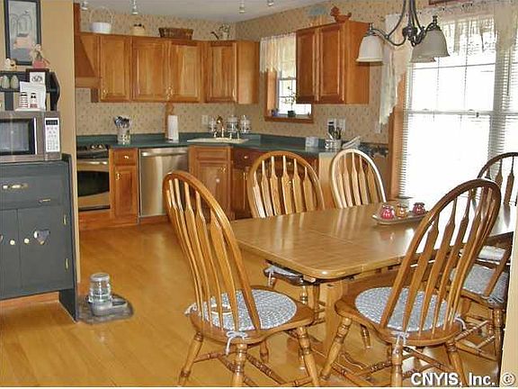 5th image of 2071 Meadowlark Cir