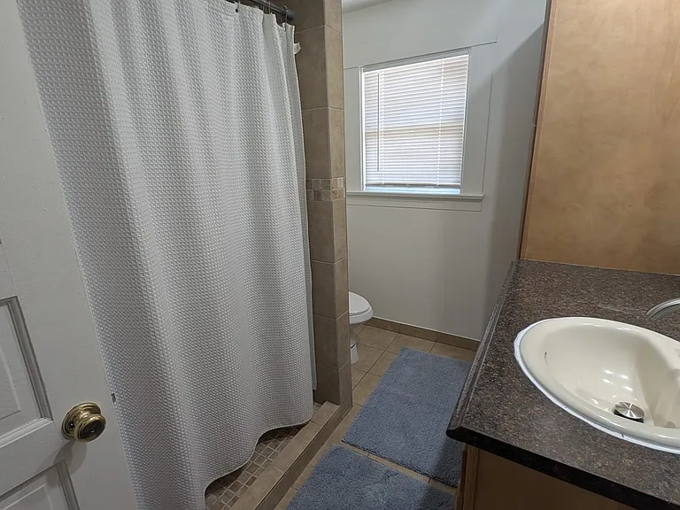 527 E Speedway Blvd — Photo 16