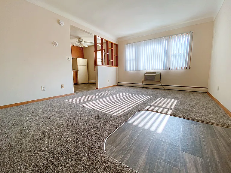 Annapolis Apartments — Photo 9
