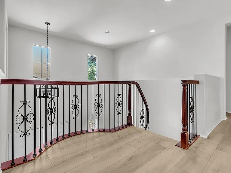 13402 Jasper Loop — Photo 8