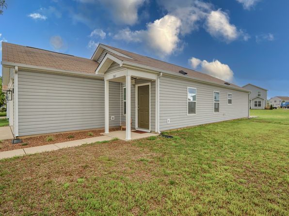 3367 Rolling Knoll Ln, Columbus, IN 47201