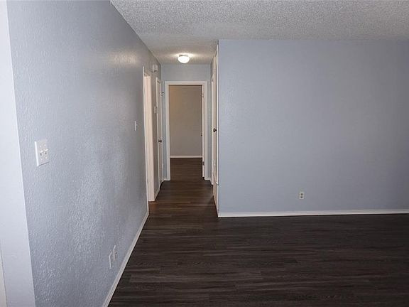 5th image of 413 Thelma Dr #B