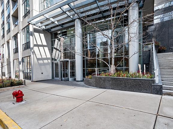 3rd image of 201 N Westshore Dr APT 806