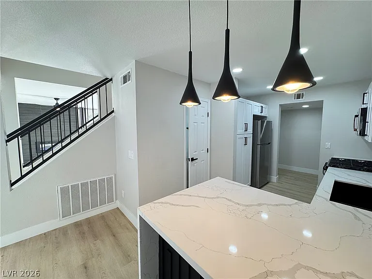 8464 Blue Island Ave — Photo 20