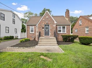 30 Cedar Crest Pl, Norwalk, CT 06854
