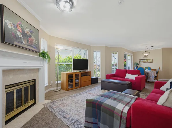 7151 121st St #217, Surrey, BC V3W 0E7
