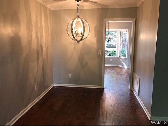 5th image of 1707 Saint Charles Pl