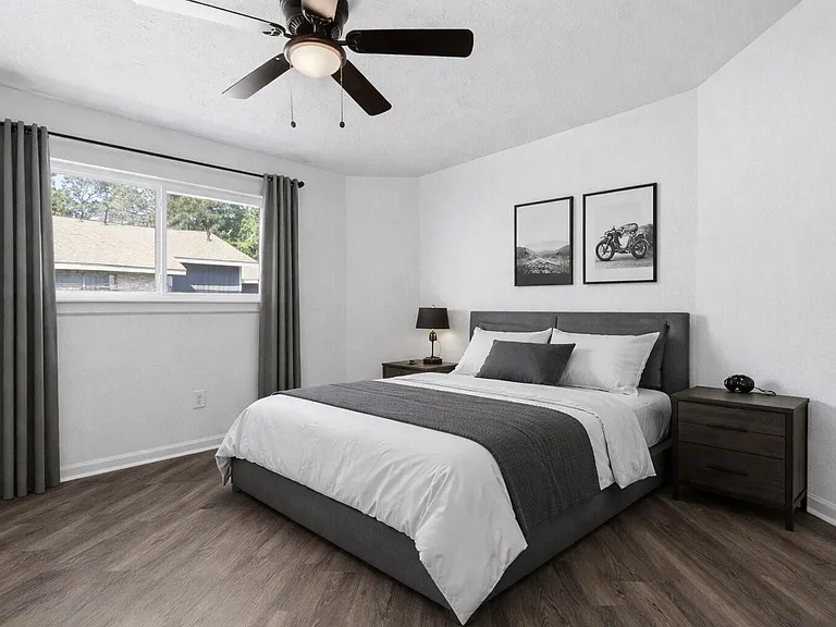 8002 Lichen Ln — Photo 23