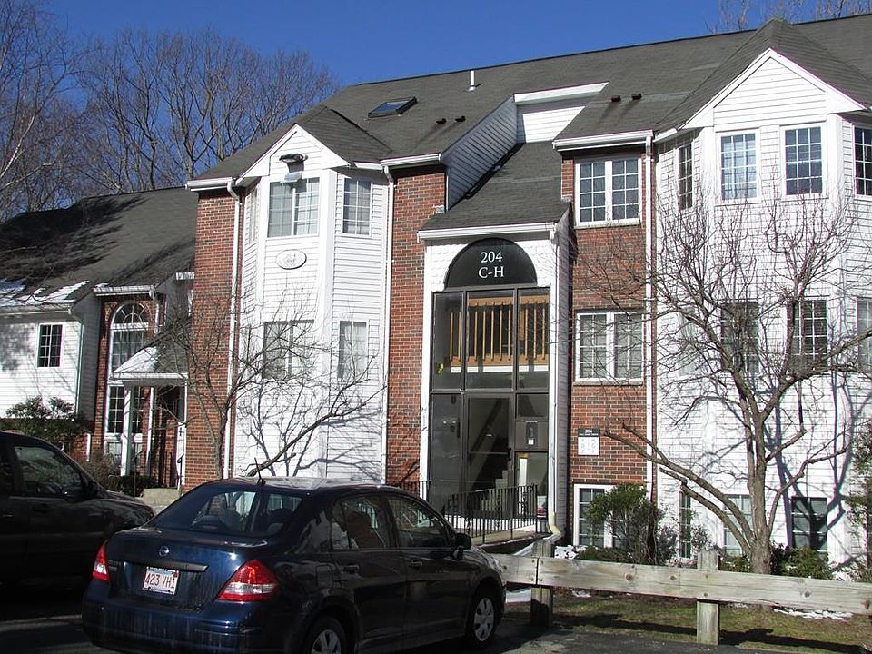 1st image of 204 Tall Oaks Dr Unit E