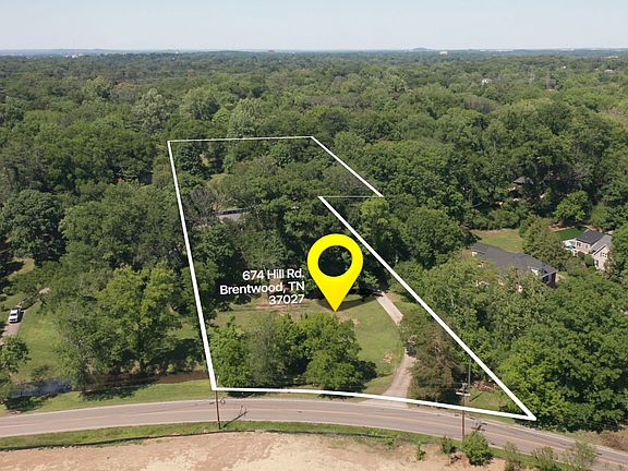 3rd image of 674 Hill Rd