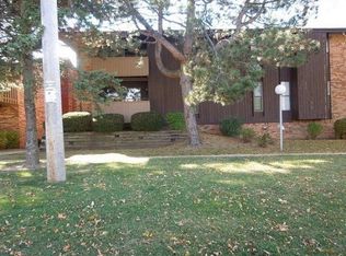 7003 N Green Bay Ave APT B, Glendale, WI 53209