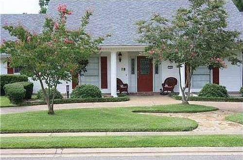 2nd image of 102 Southwood Dr