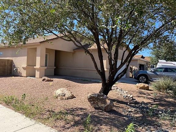 2nd image of 3565 N Lomita St