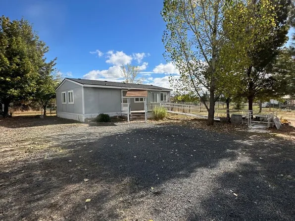 15517 Riveredge Rd, Klamath Falls, OR 97601