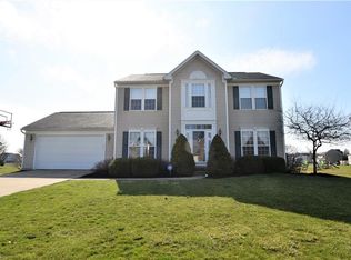 38643 Country Meadow Way, North Ridgeville, OH 44039