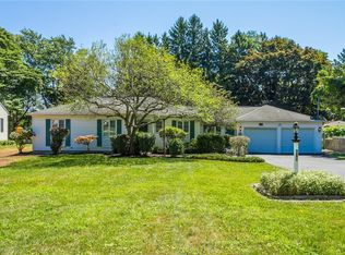 620 Thomas Ave, Rochester, NY 14617