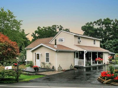2556 County Route 21, Valatie, NY, 12184