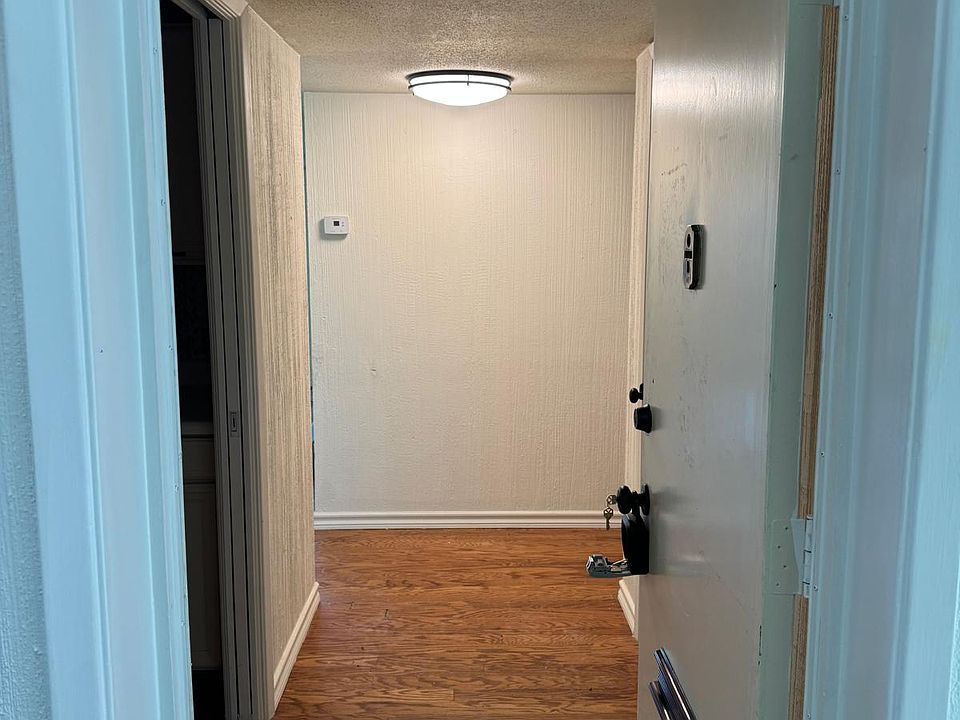 1st image of 252 Shadow Mountain Dr APT A8