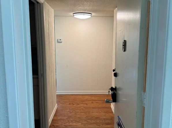 252 Shadow Mountain Dr APT A8, El Paso, TX 79912