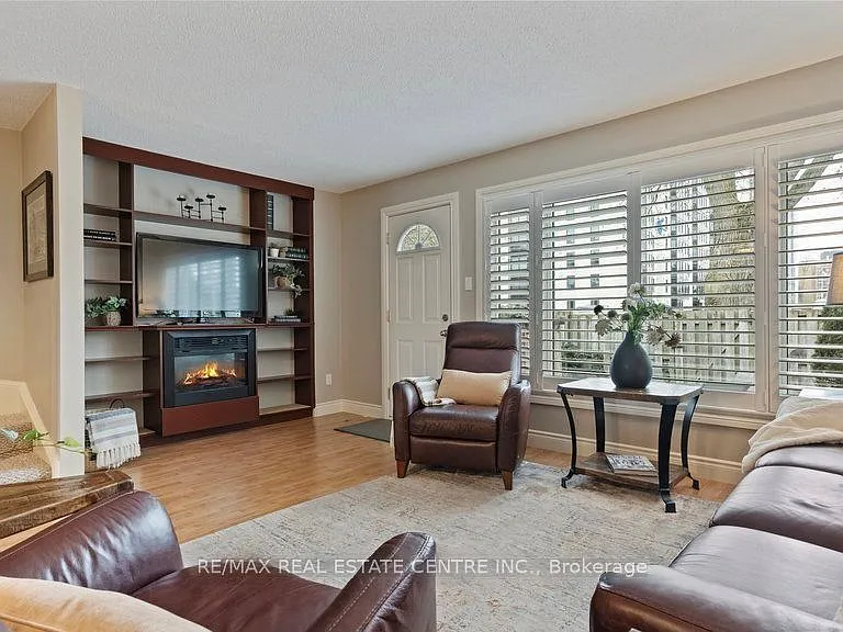 15 Green Valley Dr #29 — Photo 1