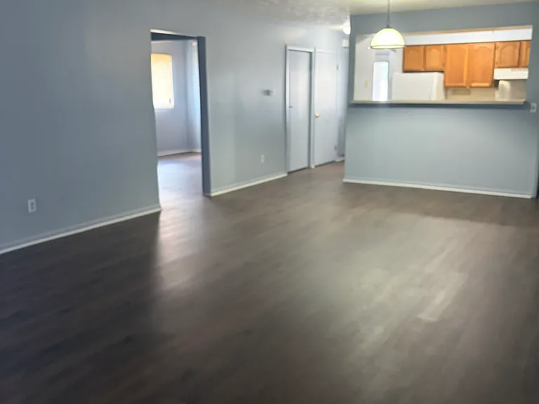 4724 S Creyts Rd #1 — Photo 11